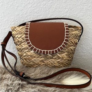 NWT Straw Crossbody Bag by Universal Thread